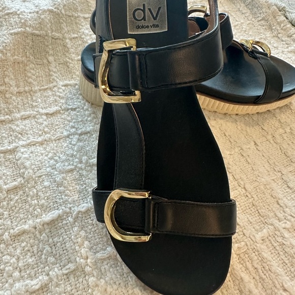 DV dolce vita Sz 6.5 Black Sandals with Gold Buckles - Picture 3 of 8